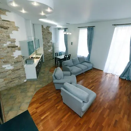музейний провулок 4к Apartment Kyiv