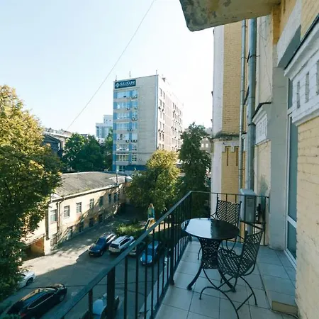 музейний провулок 4к