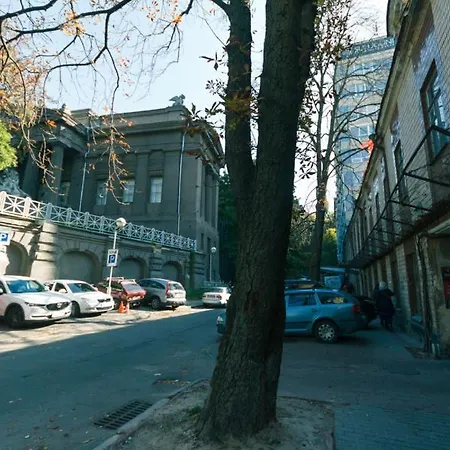 музейний провулок 4к Apartment Kyiv