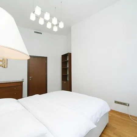 музейний провулок 4к Apartment *